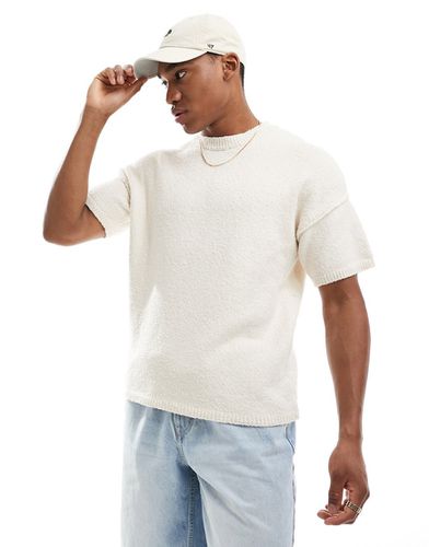 T-shirt vestibilità comoda squadrata in maglia écru fiammata testurizzata - ASOS DESIGN - Modalova