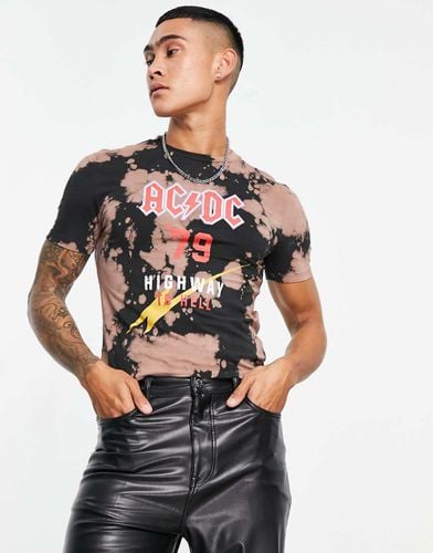 T-shirt corta attillata tie-dye con stampa ACDC - ASOS DESIGN - Modalova