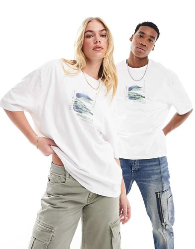 T-shirt oversize unisex bianca con stampa su licenza del Musée d'Art - ASOS DESIGN - Modalova