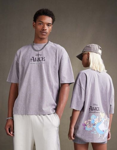 Disney - T-shirt unisex oversize bordeaux con stampe "Alice In Wonderland" - ASOS DESIGN - Modalova