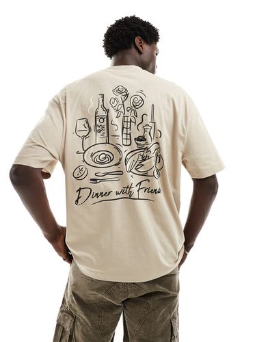 T-shirt oversize beige con stampa astratta sul retro - ASOS DESIGN - Modalova