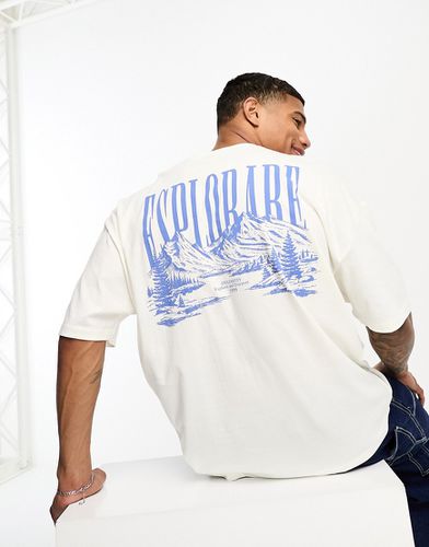 T-shirt oversize écru con stampa di montagne sulla schiena - ASOS DESIGN - Modalova