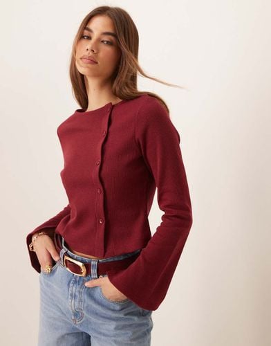 Top asimmetrico in tessuto a nido d'ape bordeaux con bottoni - ASOS DESIGN - Modalova