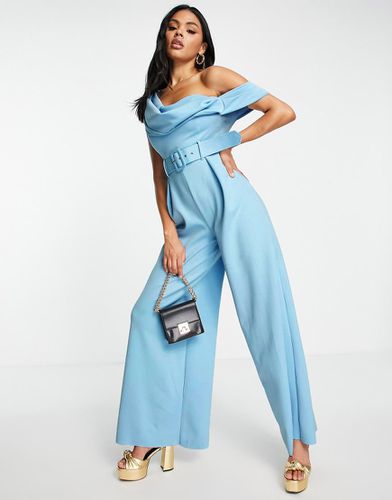 Tall - Tuta jumpsuit monospalla a fondo ampio in tessuto scuba azzurro pastello - ASOS DESIGN - Modalova