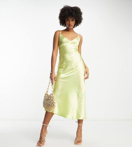 ASOS DESIGN Tall - Vestito sottoveste midi ad apice alto in raso martellato color lime - ASOS Tall - Modalova