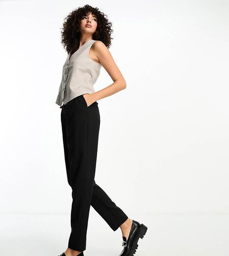 ASOS DESIGN Tall - Pantaloni affusolati neri sartoriali - ASOS Tall - Modalova