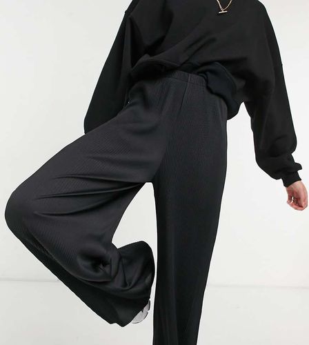 ASOS DESIGN Tall - Pantaloni plissé neri con fondo ampio - ASOS Tall - Modalova