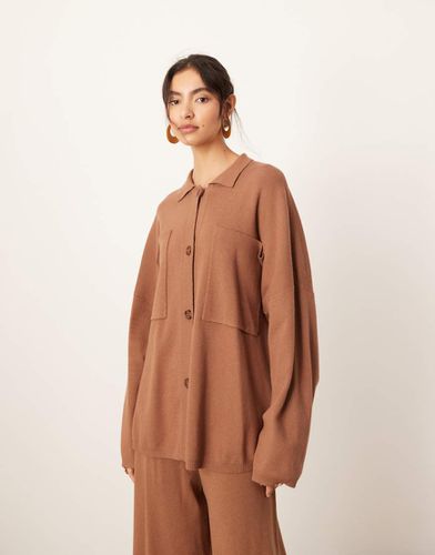 Camicia oversize in maglia color toffee con bottoni in coordinato - ASOS EDITION - Modalova