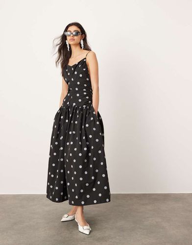 Vestito midi con vita scesa, stampa a pois e coulisse - ASOS EDITION - Modalova