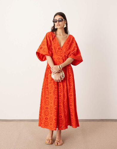 Vestito midi in pizzo con maniche ampie e scollo profondo rosso - ASOS EDITION - Modalova