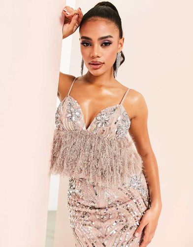 Brassière color visone decorata con gemme e piume sintetiche sul fondo - ASOS LUXE - Modalova