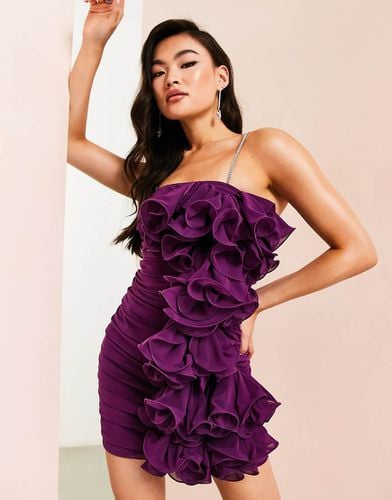 Vestito corto viola arricciato con volant accentuato laterale e spalline con strass - ASOS LUXE - Modalova