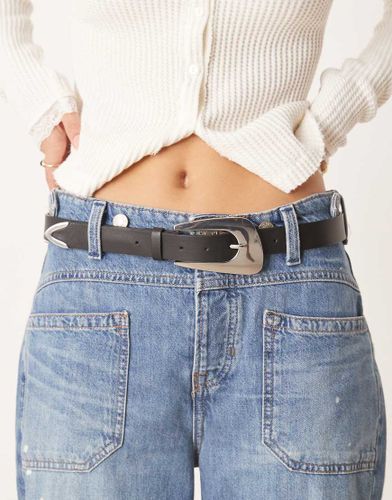 Ceinture hanches avec boucle argentée - Gina Tricot - Modalova