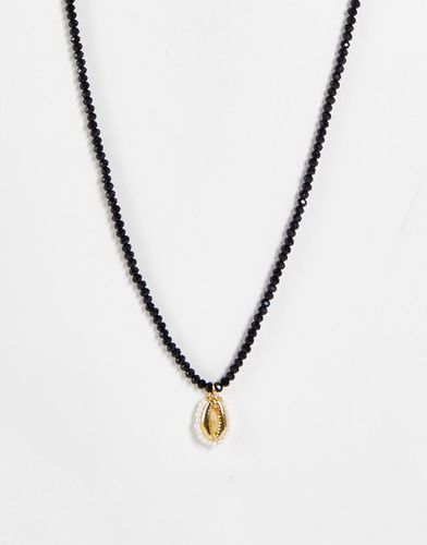 Dainty - Collana con perline e pendente a forma di conchiglia - DesignB London - Modalova