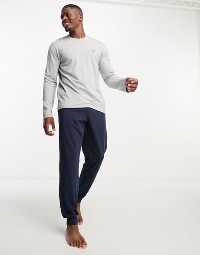 Bodywear - Set pigiama grigio e con fondo elaticizzato - Emporio Armani - Modalova