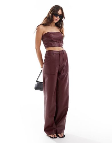 Pantaloni a vita alta in similpelle PU bordeaux in coordinato - Extro & Vert - Modalova