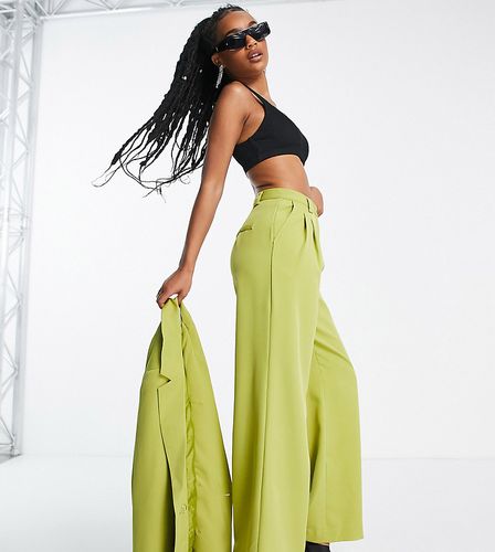 Pantaloni a fondo super ampio color oliva in coordinato - Extro & Vert Petite - Modalova