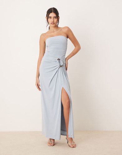 Robe bustier longue à fronces - brouillard - Forever New - Modalova