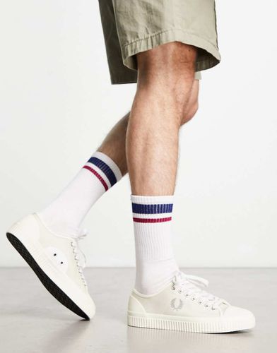 Hughes - Sneakers basse in tela sporco - Fred Perry - Modalova