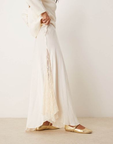 Gonna lunga color panna in raso con inserto in pizzo - Free People - Modalova