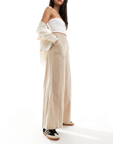 Pantaloni leggeri in misto lino con fondo ampio color crema - French Connection - Modalova