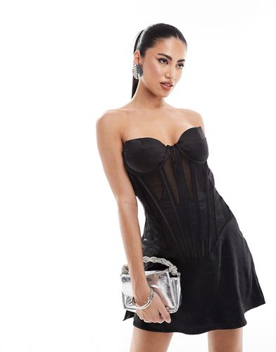 Vestito corto premium a fascia stile corsetto in raso con inserto a rete - Heiress Beverly Hills - Modalova