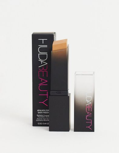 Stick fondotinta #FauxFilter Skin Finish Buildable Coverage - Huda Beauty - Modalova