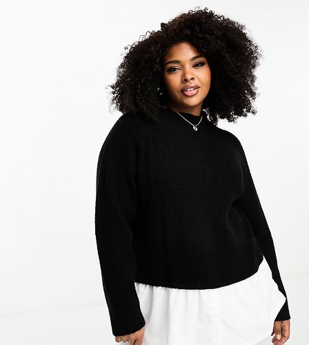 Maglione bianco e camicia nera 2 in 1 - In The Style Plus - Modalova