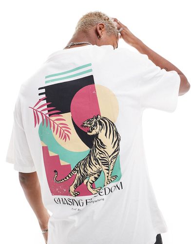 T-shirt oversize bianca con stampa di tigre sul retro - Jack & Jones - Modalova