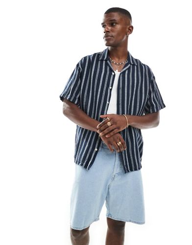 Chemise rayée texturée à manches courtes et col à revers - Jack & Jones - Modalova
