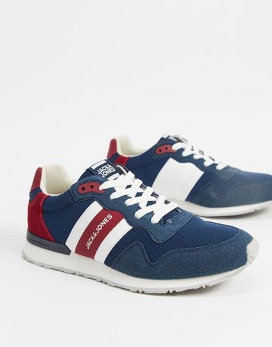 Sneakers blu in rete con righe a contrasto - Jack & Jones - Modalova