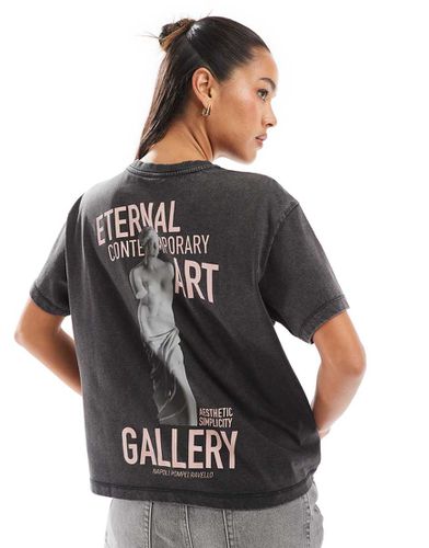 T-shirt squadrata slavato con stampa "Gallery" sul retro - ONLY - Modalova