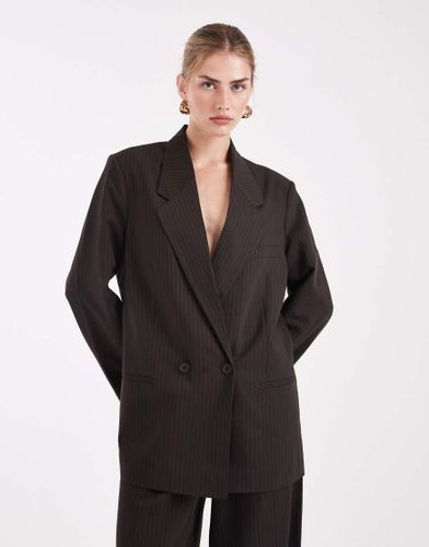 Blazer d'ensemble oversize à double boutonnage et rayures fines - Marron - Only - Modalova
