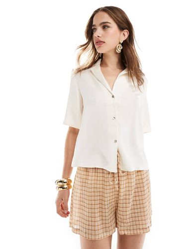 Camicia a maniche corte bianca in raso - Mango - Modalova