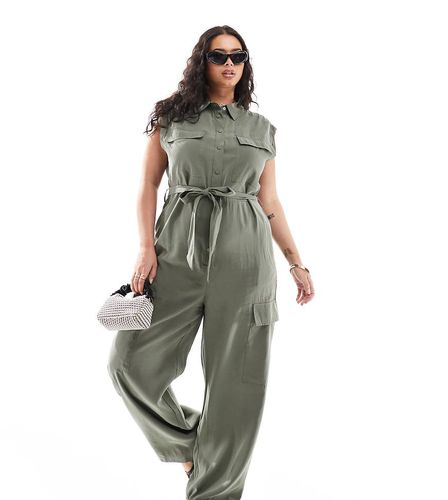 Curve - Tuta jumpsuit senza maniche kaki allacciata in vita - Mango - Modalova