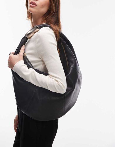 Borsa da spalla grande nera in pelle con dettagli oro - Mango - Modalova