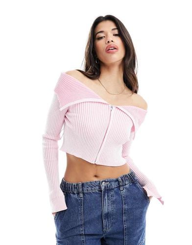 Missy Empire - Top in maglia a coste con dettaglio risvoltato e zip - Missyempire - Modalova