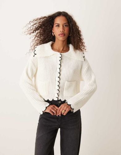 Cardigan con colletto grande e cuciture - Miss Selfridge - Modalova