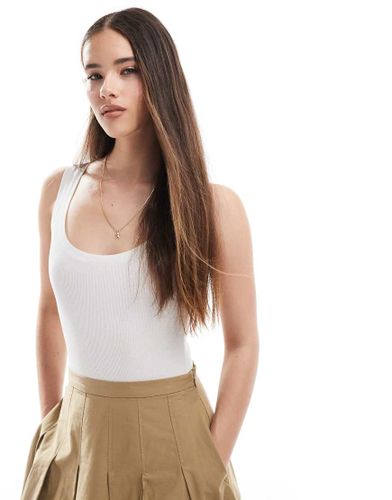 Body à encolure dégagée - Miss Selfridge - Modalova