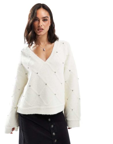 Maglione color crema con maniche ampie e motivo a rombi decorato - Miss Selfridge - Modalova