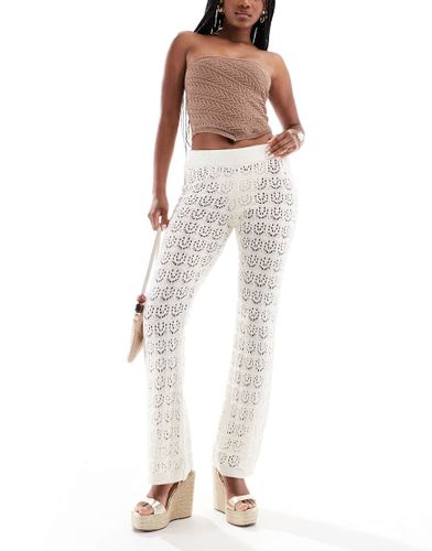 Pantalon de plage en crochet - Crème - Miss Selfridge - Modalova