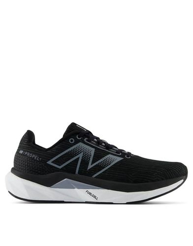 Fuelcell Propel v5 - Sneakers nere - New Balance - Modalova