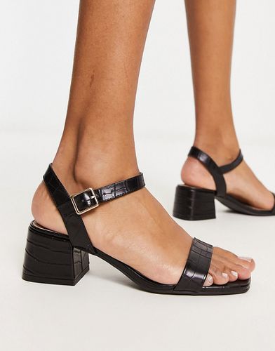 Sandali con tacco basso neri effetto coccodrillo con punta aperta - New Look - Modalova