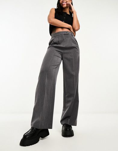 Pantaloni con fondo ampio grigi - New Look - Modalova