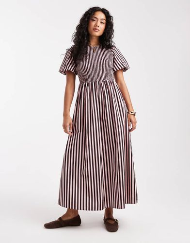 Robe mi-longue froncée à rayures - New Look - Modalova