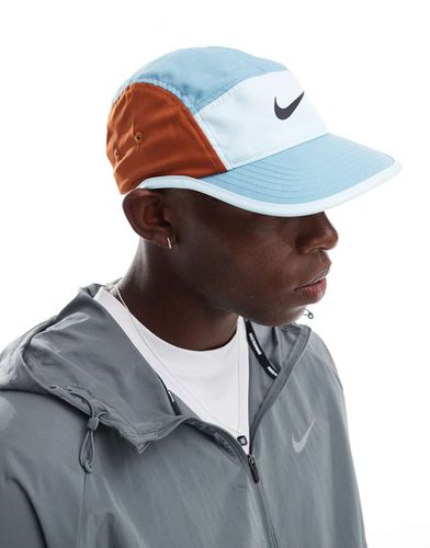 Fly - Cappellino chiaro - Nike Training - Modalova