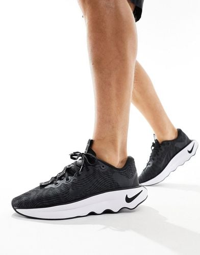 Motiva - Sneakers nere e bianche - Nike Training - Modalova