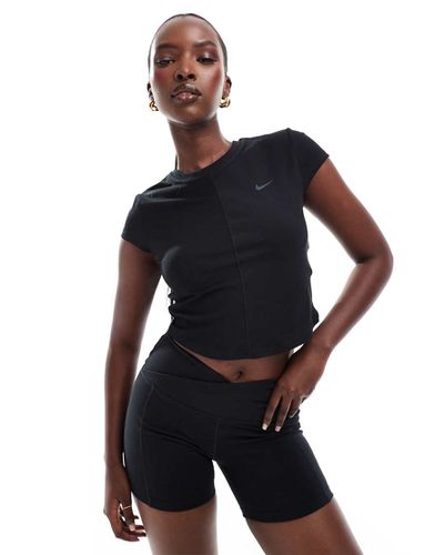 One - T-shirt nera a coste avvolgente - Nike Training - Modalova