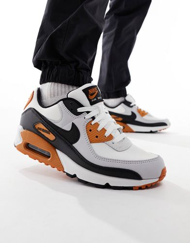 Air Max 90 - Sneakers bianche, nere e arancioni - Nike - Modalova