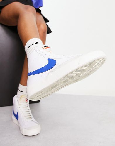 Blazer Mid - Sneakers alte bianche e blu reale - Nike - Modalova